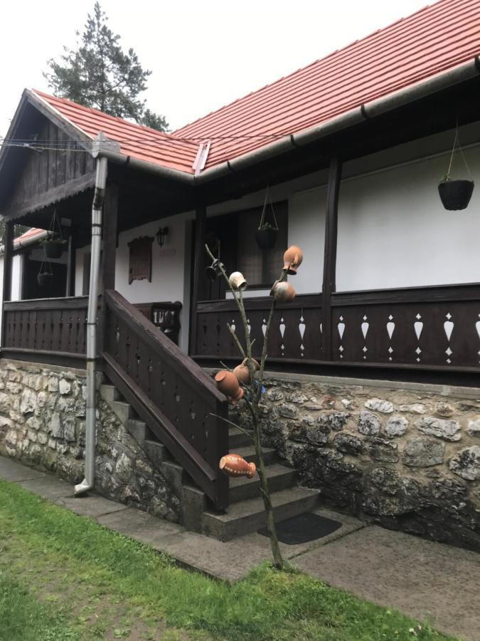 Korkostolo Vendeghazak Daire Aggtelek Dış mekan fotoğraf